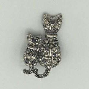 Marcasite - two cats brooch